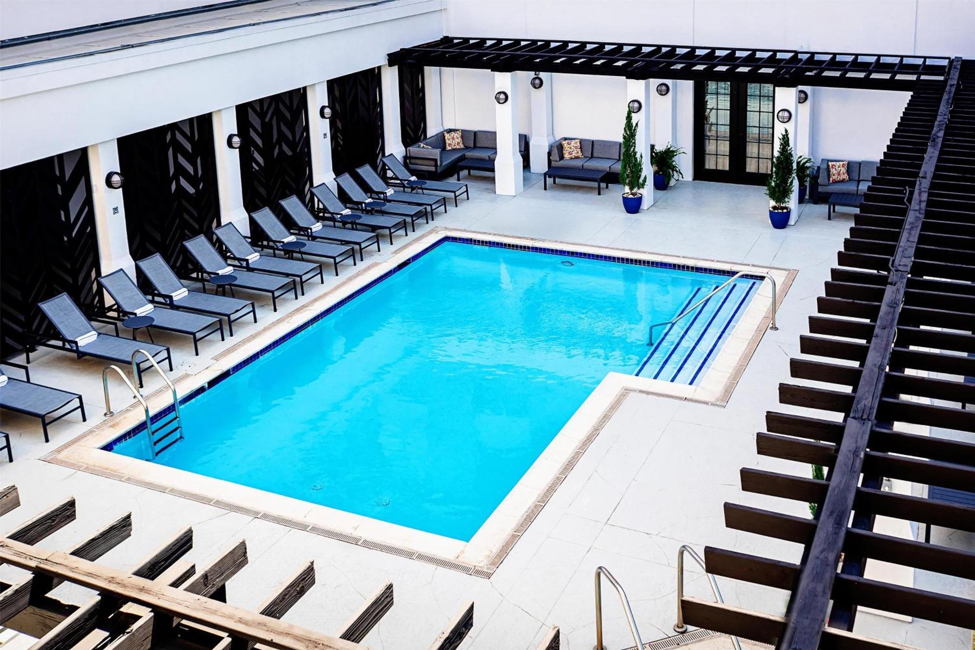 The Chifley Houston, Tapestry Collection By Hilton Hotell Eksteriør bilde